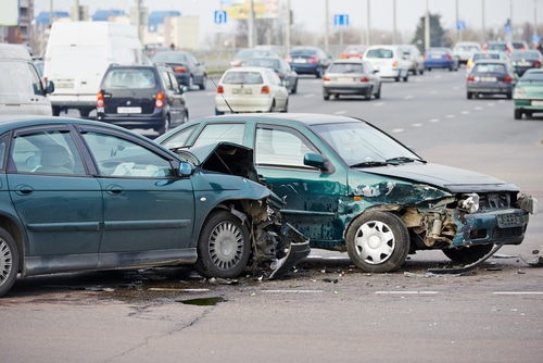 Minimize Dangerous Situations After a Car Crash with These Tips