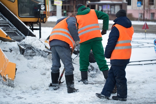 Outdoor Workers Have Rights & Protections in Michigan Winter
