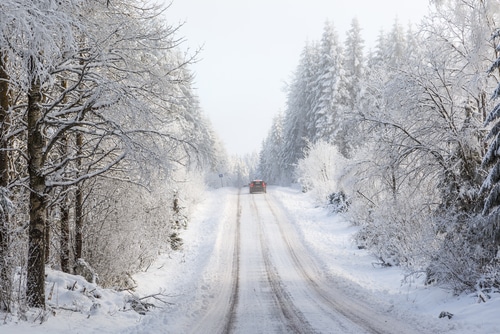 10 Ways to Prevent Winter Driving Accidents
